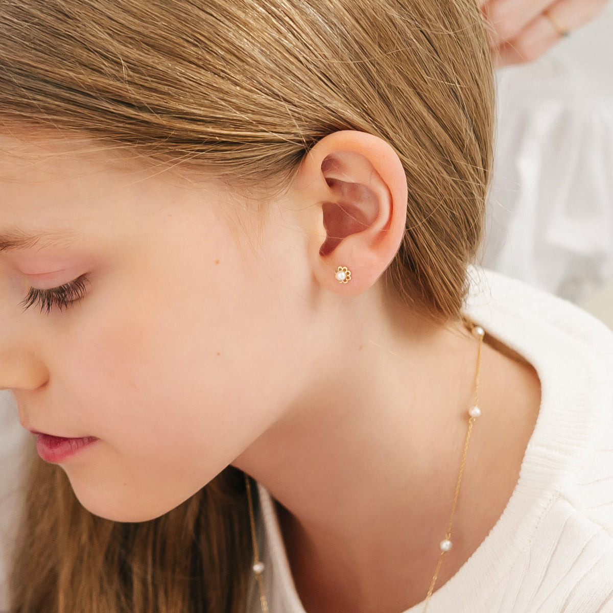 18k Gold Flower Freshwater Pearl Baby / Toddler / Kids Earrings Safety Screw Back